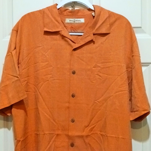 Tommy Bahama Other - Tommy Bahama Silk Mens shirt Short sleeve Orange Size M